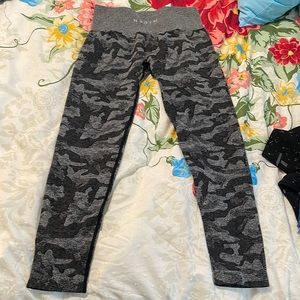 NVGTN leggings